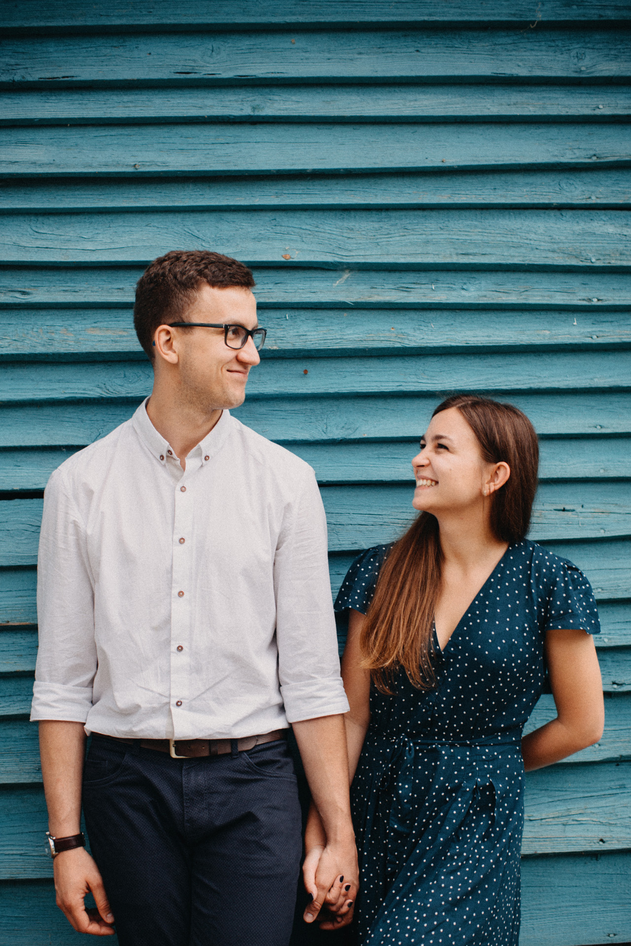 fotografia narzeczeńska nad jeziorem