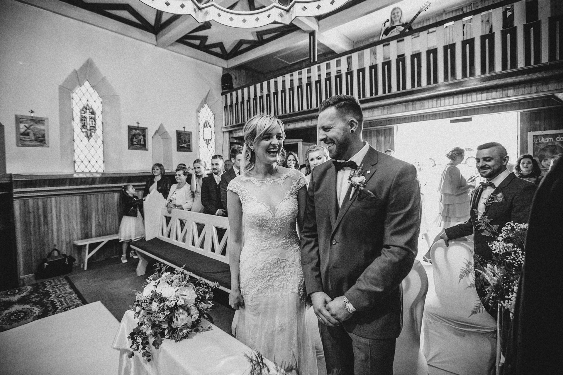 rustykalny ślub pełen emocji