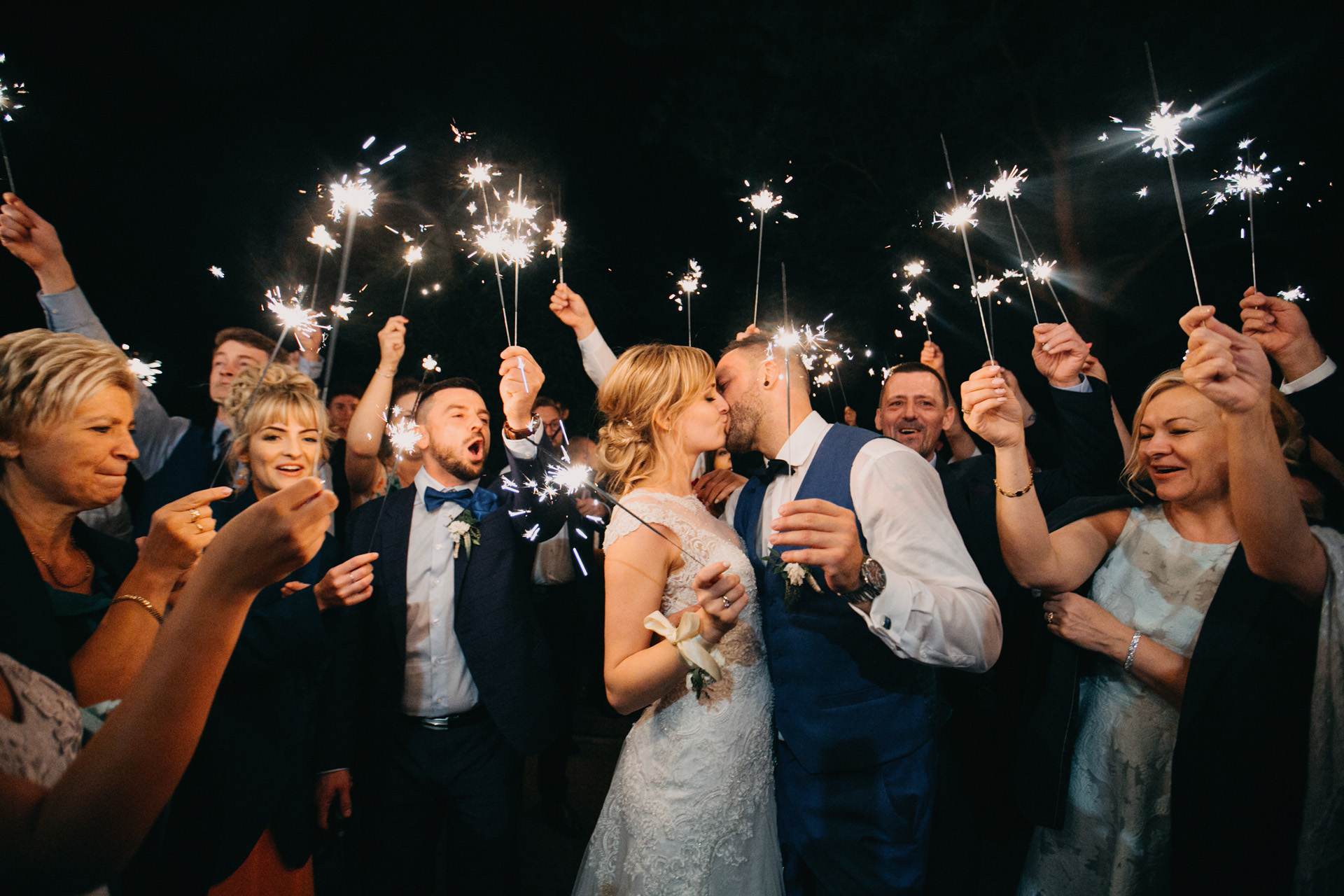 zimne ognie na weselu